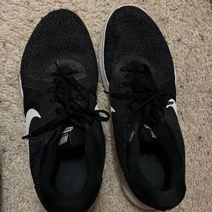 Black Nike Training Flex TRs